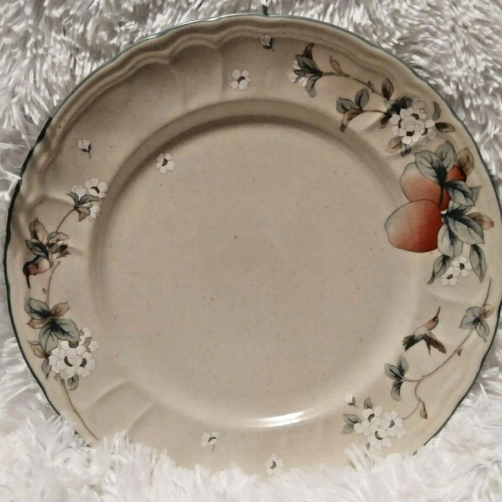 Vintage Epoch "APPLE MAGIC" Pattern 12.25” Round Serving Platter Korea